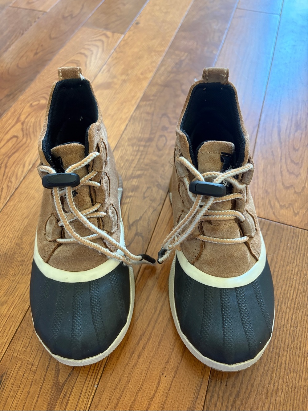 Sorel kids Brown Suede Duck Boots with Black Rubber Toe